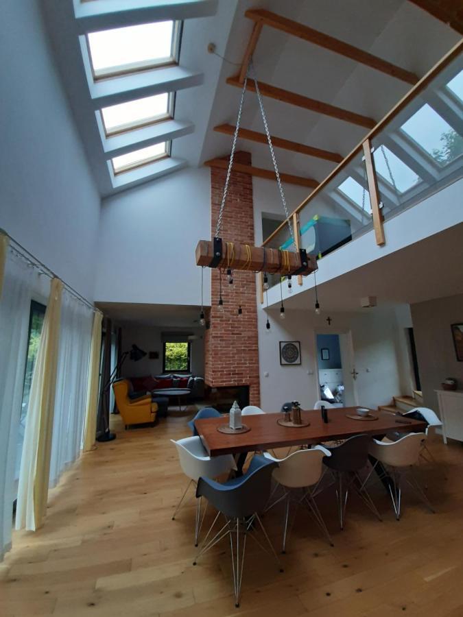 Wiselka Holiday House-1,2Km To The Beach; 5 Bedrooms, 3 Bahrooms; Fire Place. Private Sauna! Extérieur photo