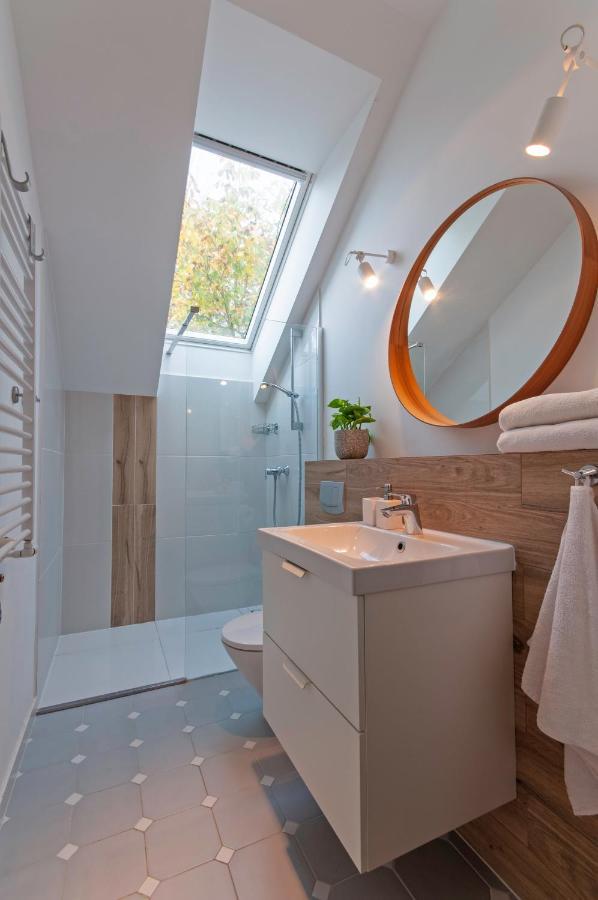 Wiselka Holiday House-1,2Km To The Beach; 5 Bedrooms, 3 Bahrooms; Fire Place. Private Sauna! Extérieur photo