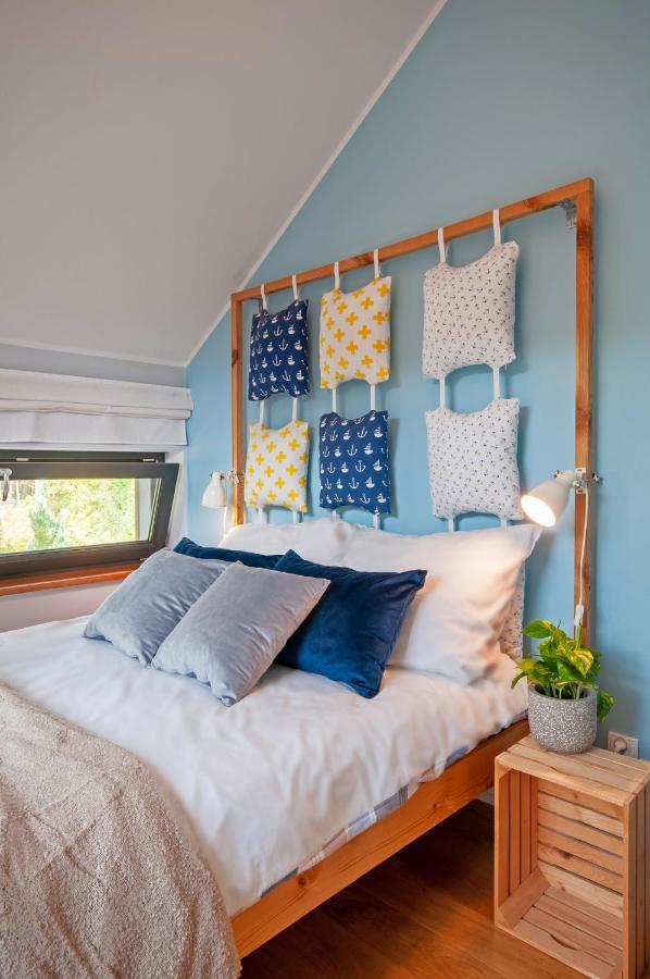 Wiselka Holiday House-1,2Km To The Beach; 5 Bedrooms, 3 Bahrooms; Fire Place. Private Sauna! Extérieur photo