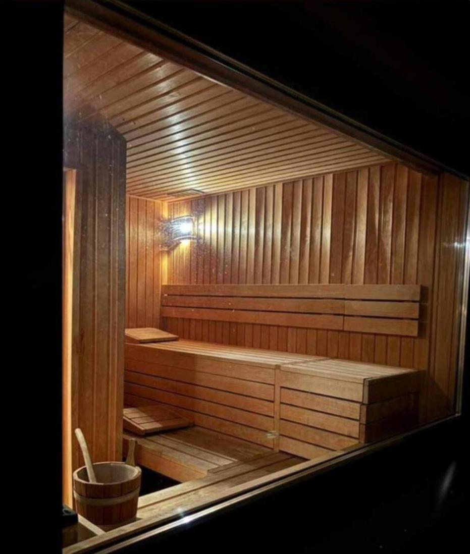 Wiselka Holiday House-1,2Km To The Beach; 5 Bedrooms, 3 Bahrooms; Fire Place. Private Sauna! Extérieur photo