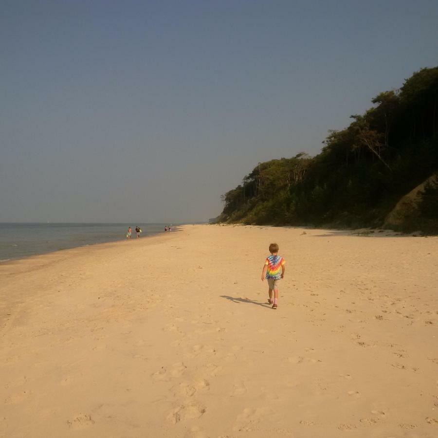 Wiselka Holiday House-1,2Km To The Beach; 5 Bedrooms, 3 Bahrooms; Fire Place. Private Sauna! Extérieur photo